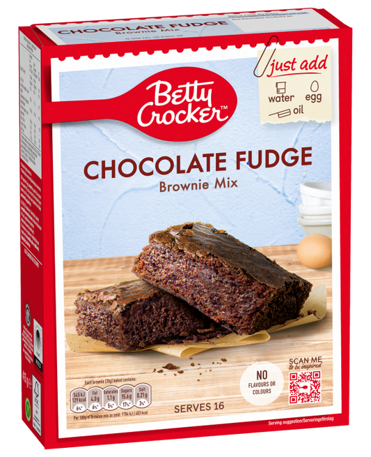 A box of Betty Crocker Chocolate Fudge Brownie Mix with an image of prepared brownies on the cover.